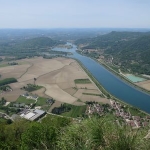 11 vue W du belvédère des Fils sur le barrage du Rhône